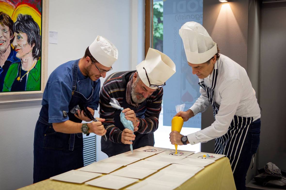 43377434_10210880999855652_4713995880334622720_o